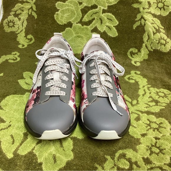 Alegria Traq shoes - Picture 3 of 5